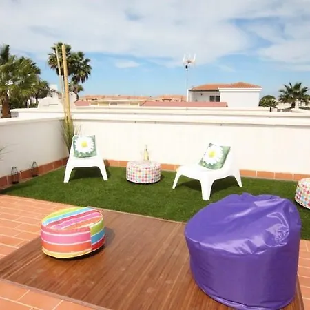 Nora House With Pool Only 500m To Sea Lejlighed *